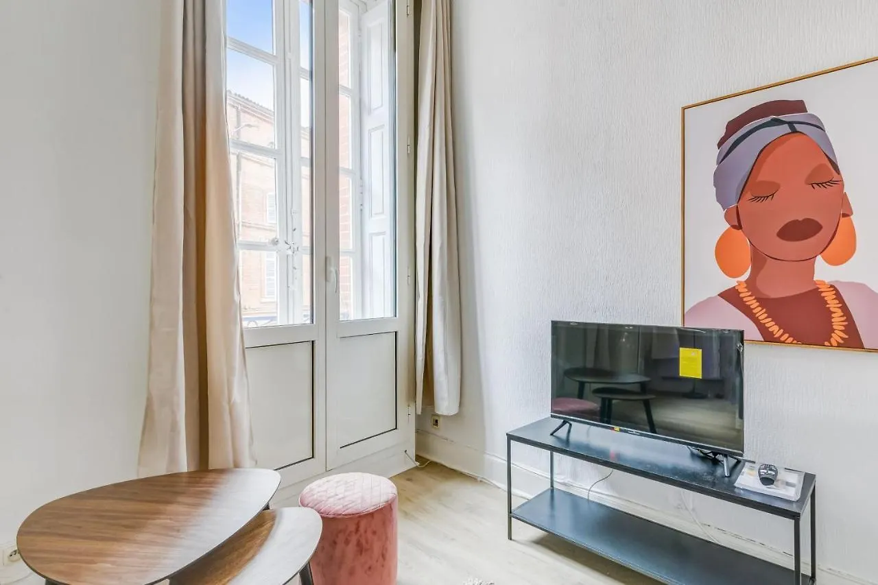 Charming Studio In The Centre Of Toulouse - Welkeys Apartman 0*,